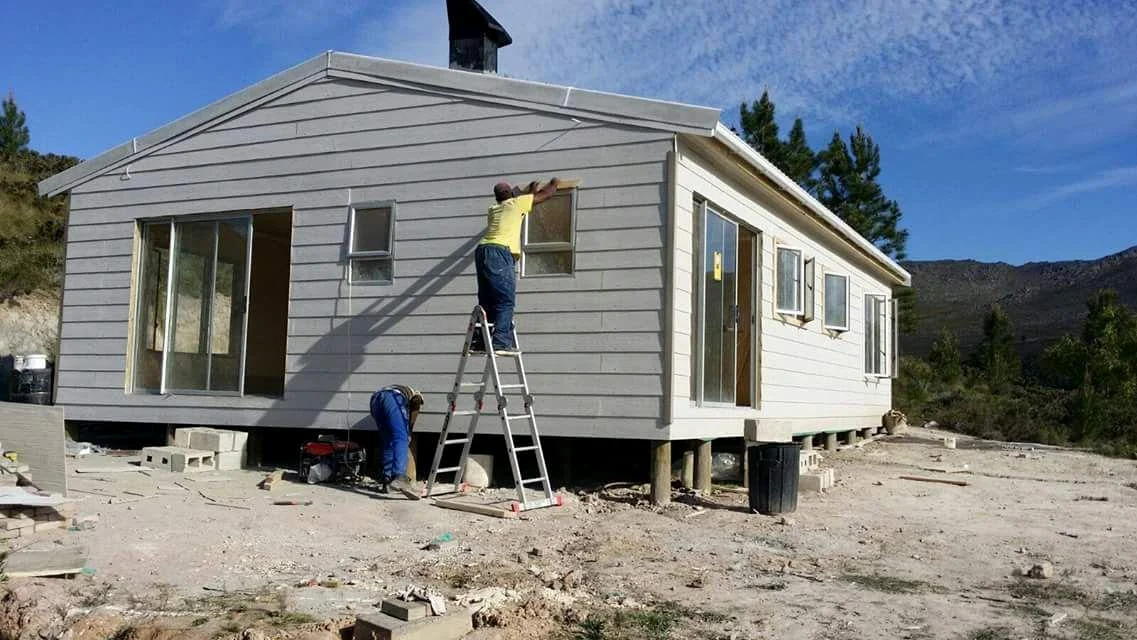 Construction work on fibre-cement home